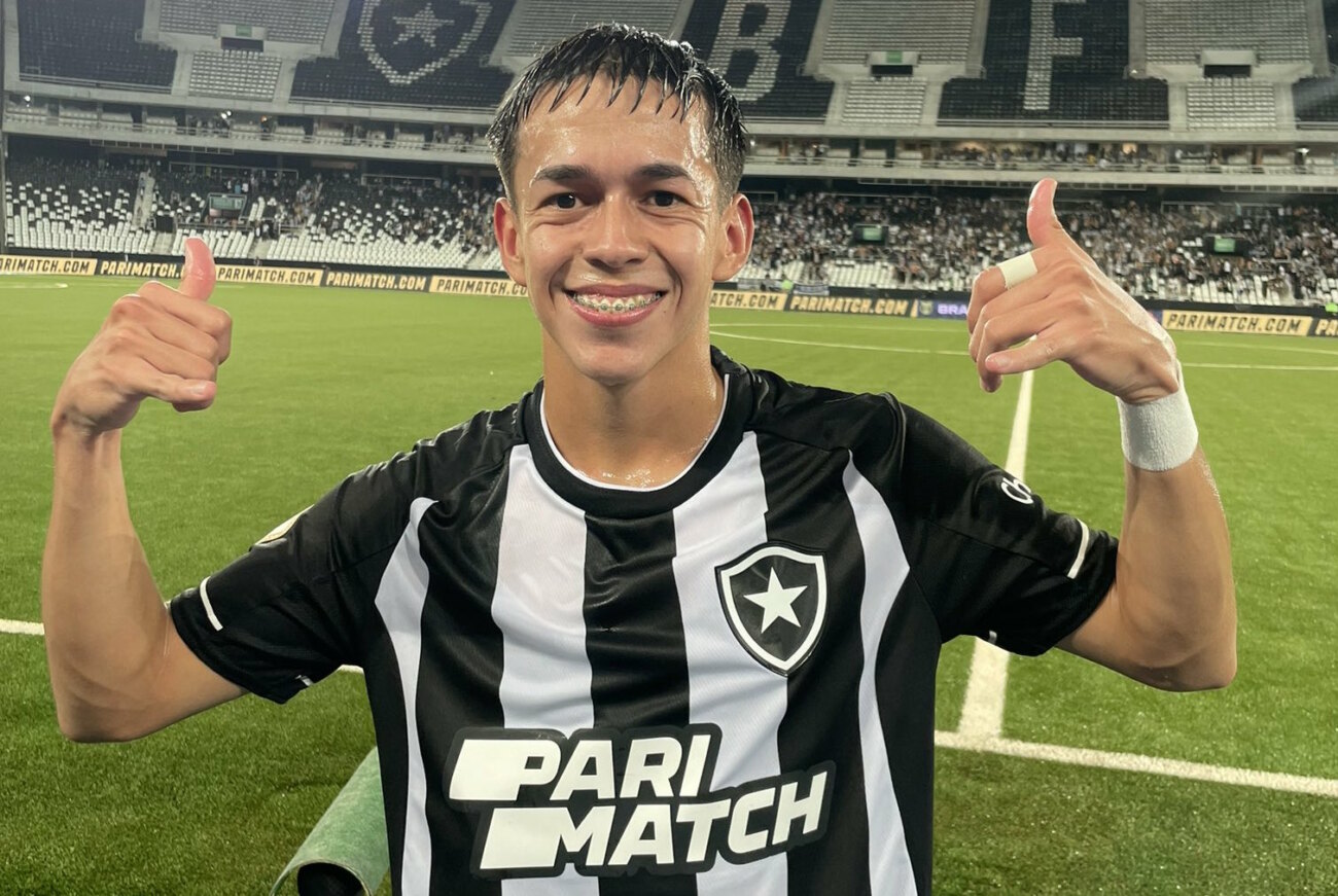 Versus / Las pinceladas de fantasía de Matías Segovia en su debut con Botafogo
