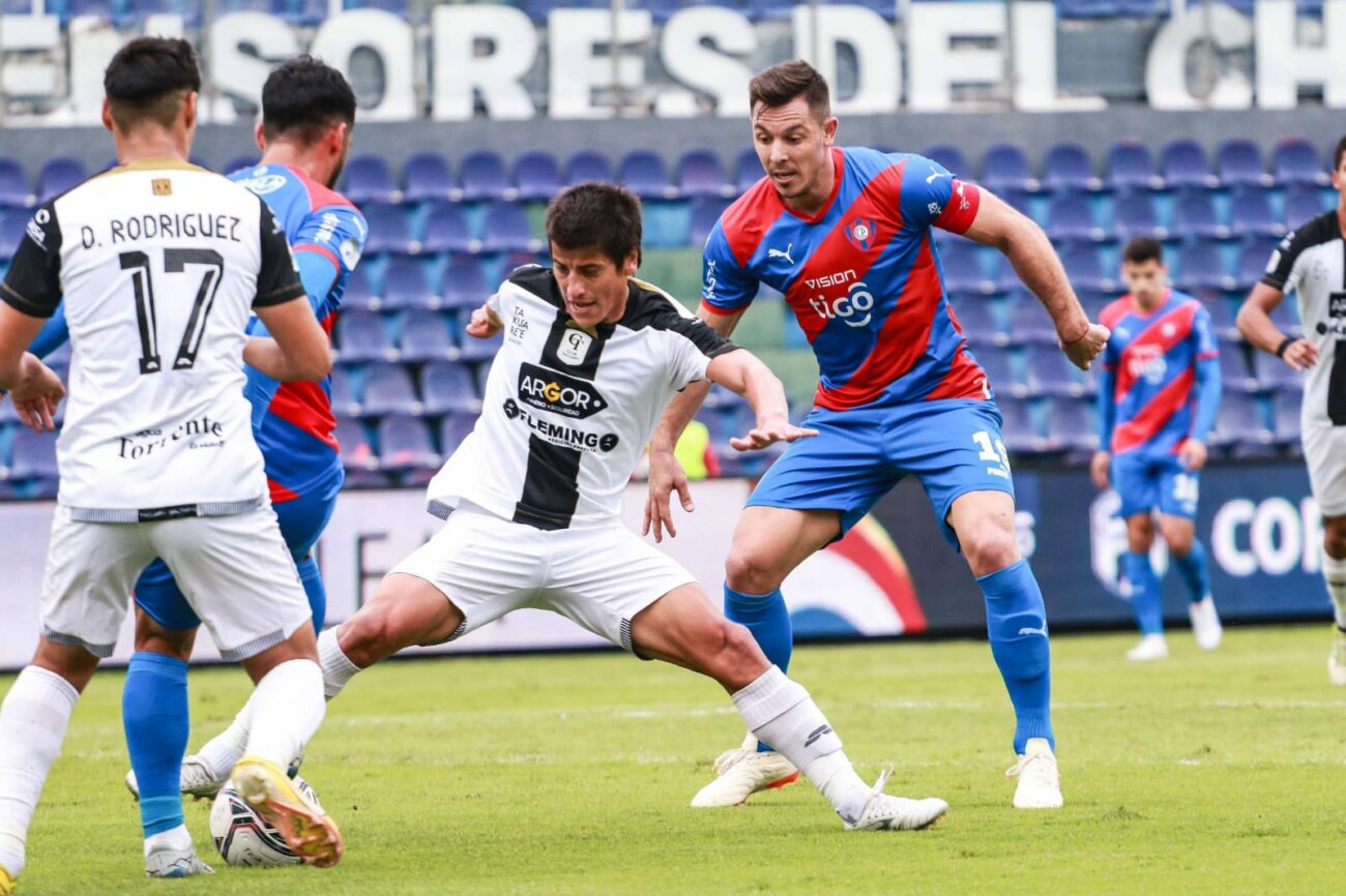 Versus El Pol Mico Penal Pitado Para El Empate De Cerro Porte O Ante