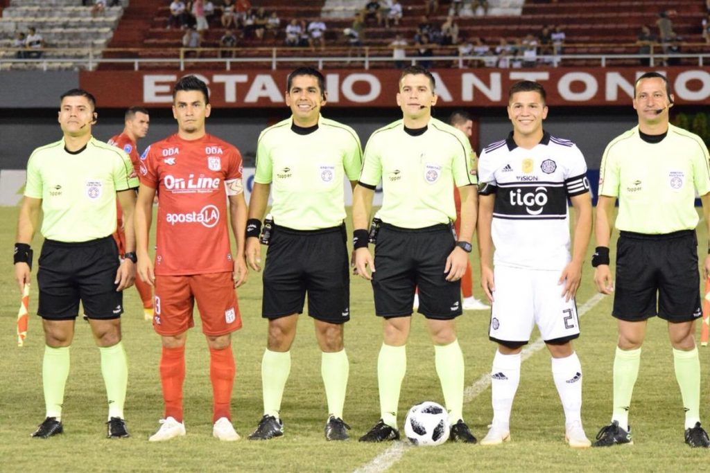 Versus / Hugo Quintana marca récord e historia en Olimpia