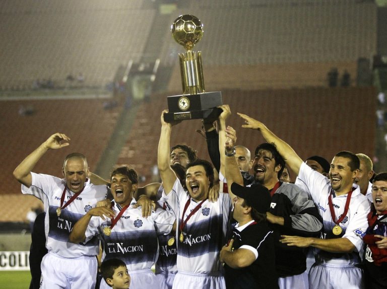 ¡A 22 años del último título internacional de Olimpia!