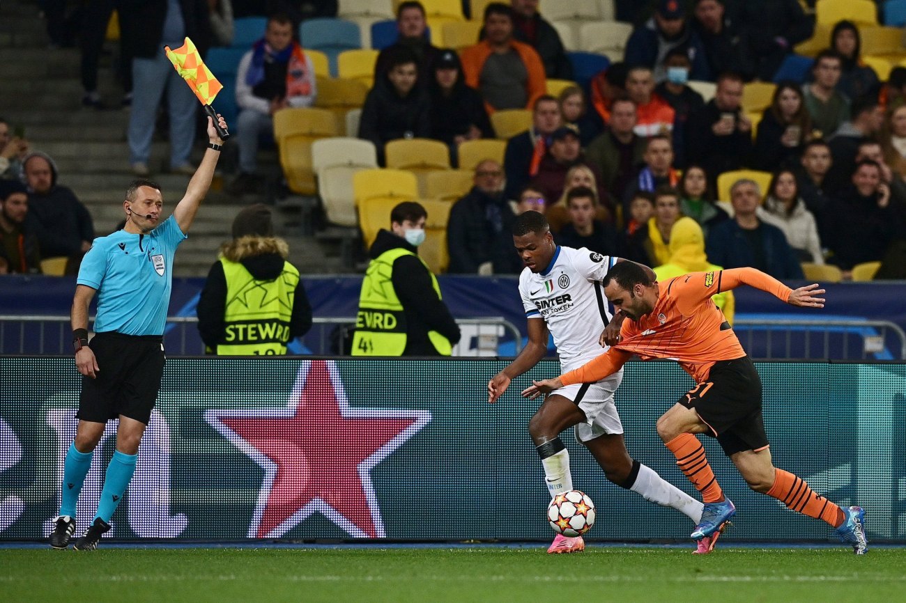 Versus / shakhtar e inter se neutralizan en el grupo del real madrid