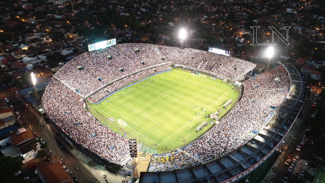Versus / Olimpia recibirá a Fluminense a estadio lleno y con nuevo mosaico
