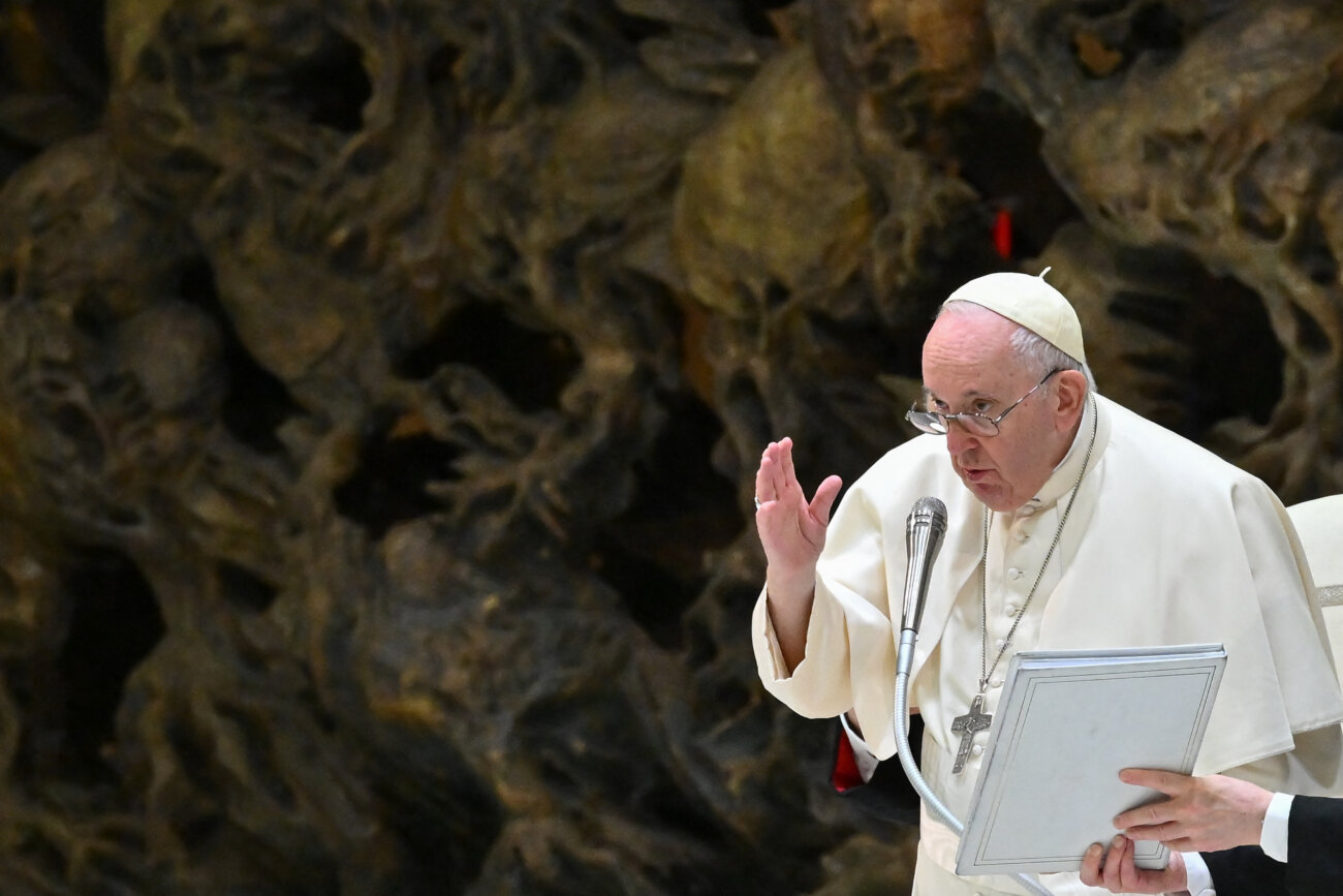 Papa Francisco llama al campeón del Mundial a festejar desde la humildad