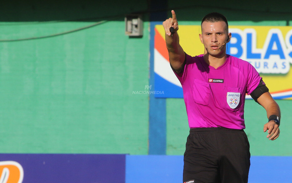 El árbitro que tendrá a su cargo la histórica final de la Copa Paraguay
