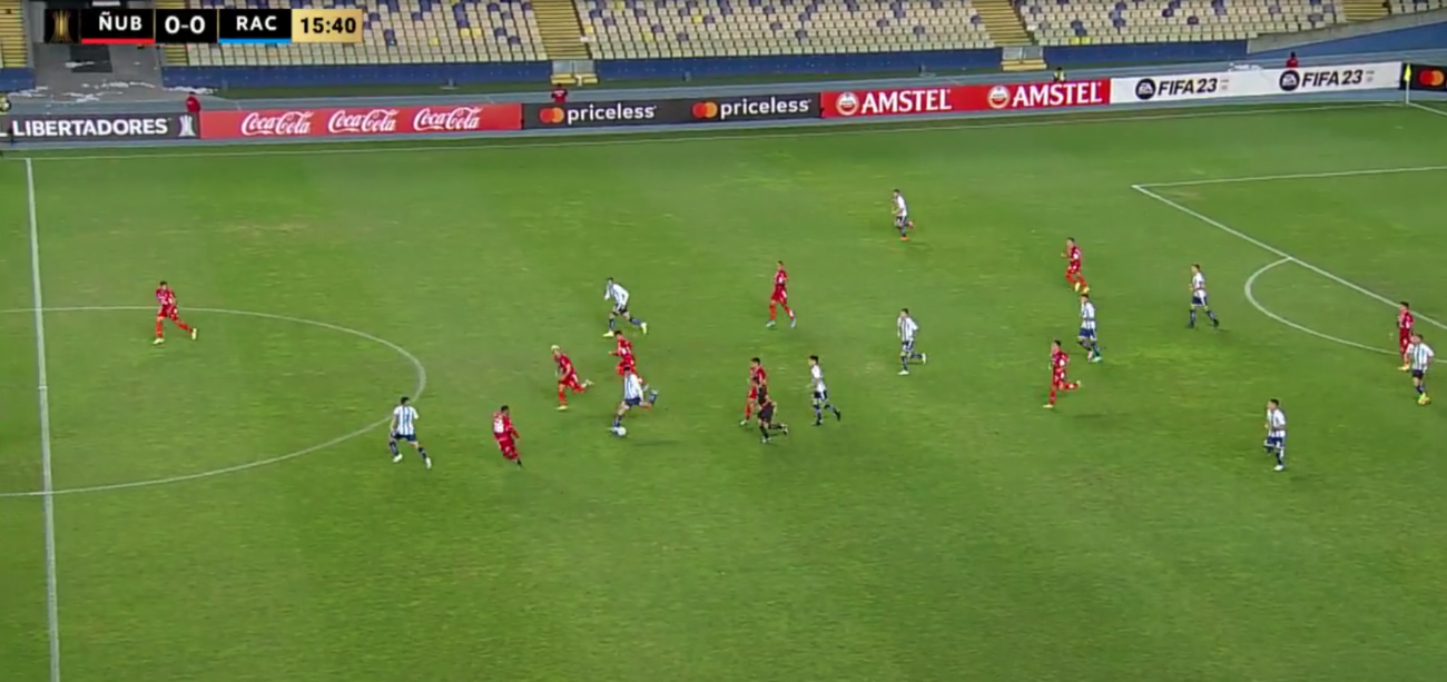 ¡Es el gol de la Copa! Matías Rojas marca desde su propio campo