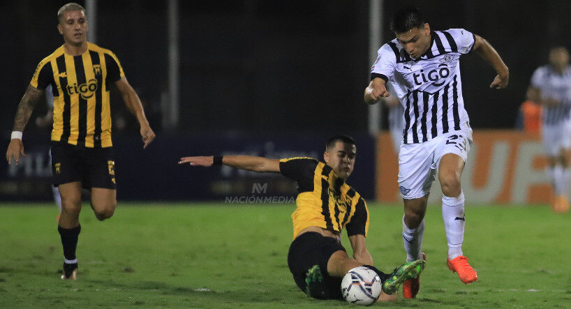 Libertad-Guaraní, un gran partido en el que faltó el gol