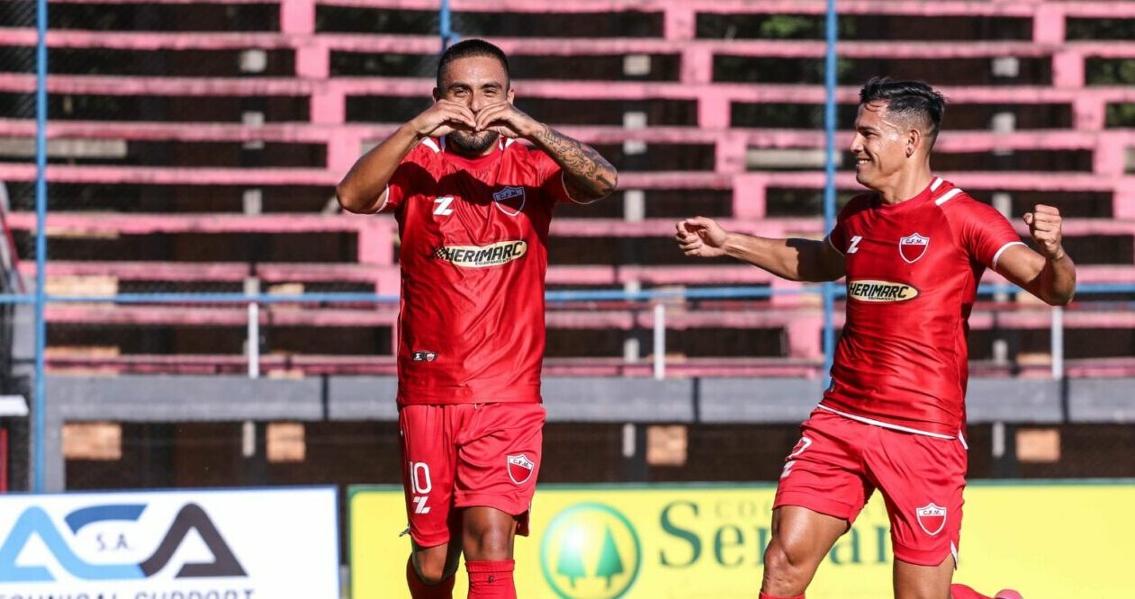 Fernando de la Mora sube a la cima de la Intermedia 2023 en el inicio de la fecha 4