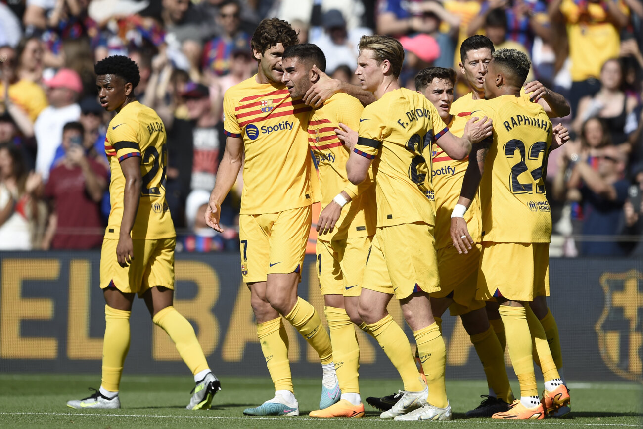 El Barcelona gana al Atlético y no se desvía rumbo a la Liga