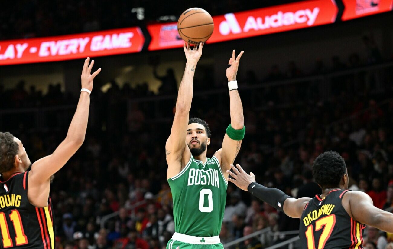 Los Celtics ganan en Atlanta y finiquitan su serie de playoffs en la NBA