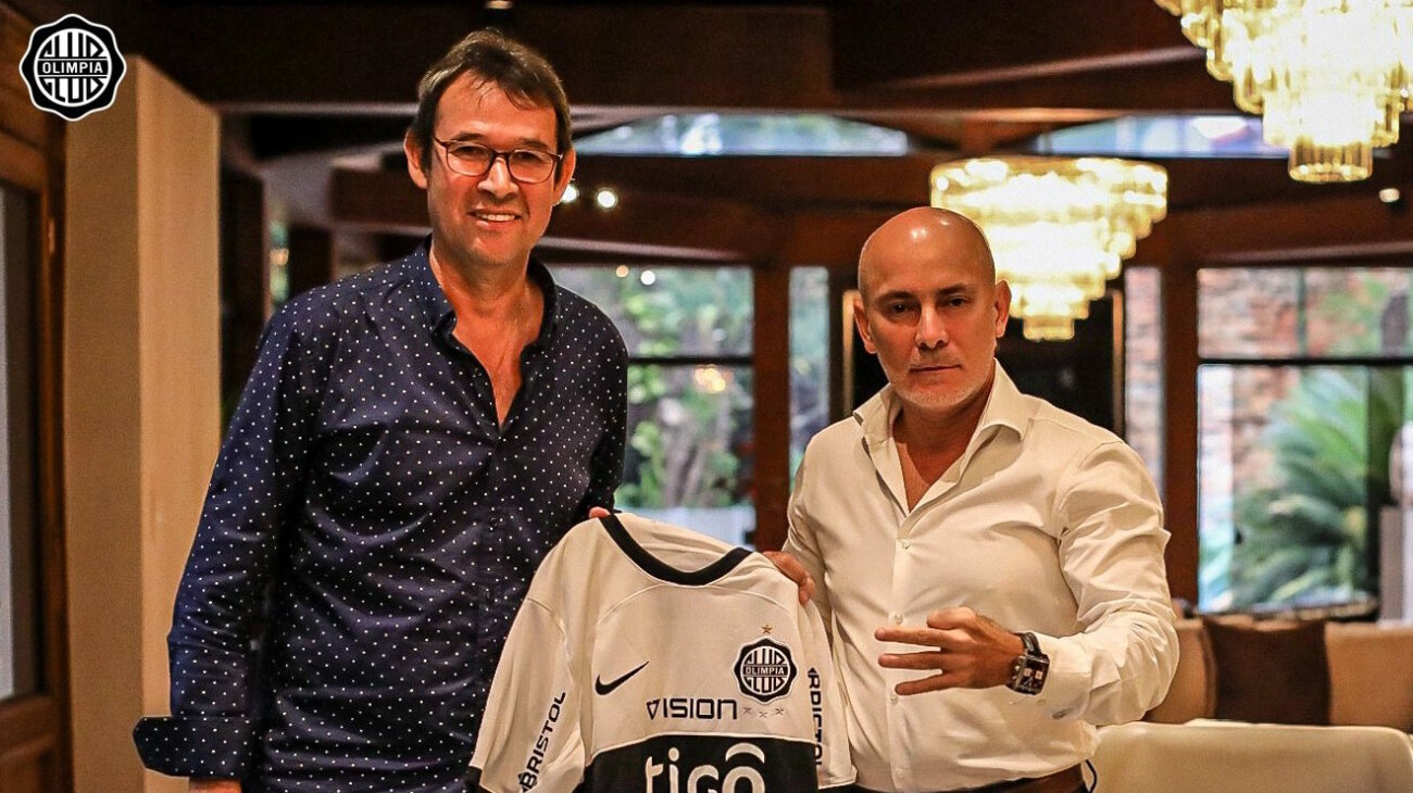 Raúl Vicente Amarilla vuelve oficialmente a Olimpia