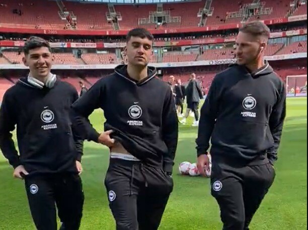 Julio Enciso, titular en el Brighton ante el Arsenal en el Emirates