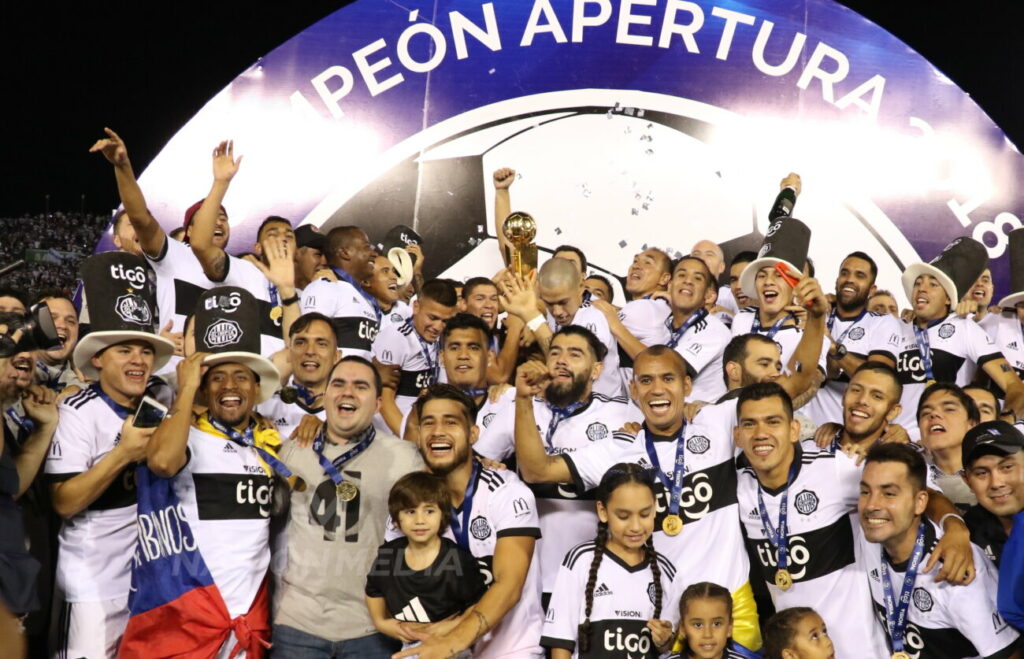 Versus / El multicampeón con Olimpia que se consagró en la Liga de
