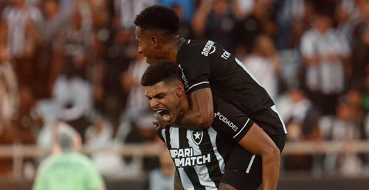 "Mati" Segovia, presente en el clásico y la victoria del líder Botafogo