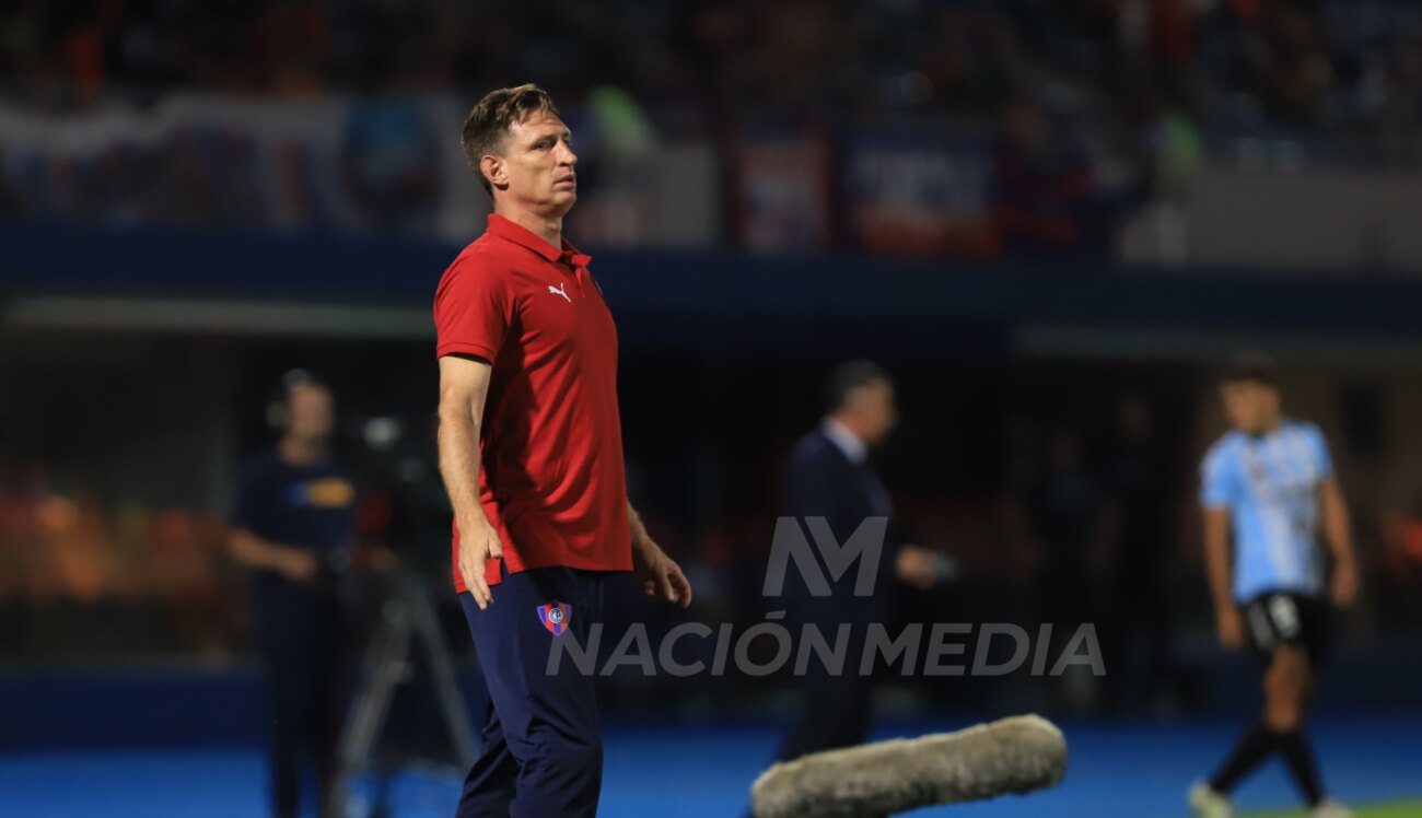 Facundo Sava renunció como DT de Cerro Porteño