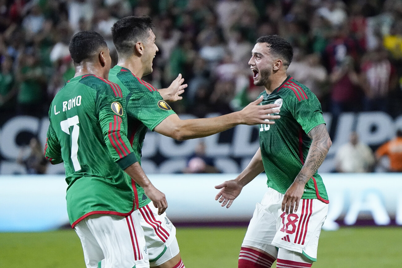 México sella su pase a la final de la Copa Oro con goleada sobre Jamaica