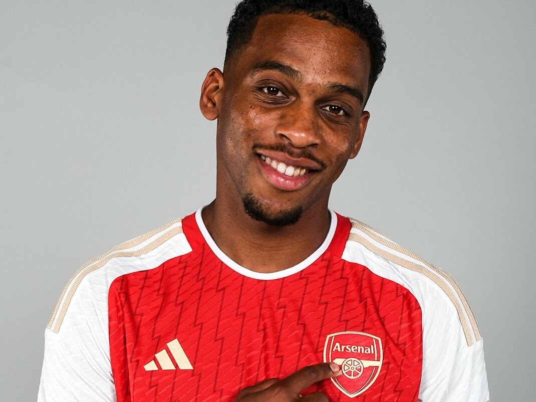 La joven estrella neerlandesa que Arsenal presentó como su segundo