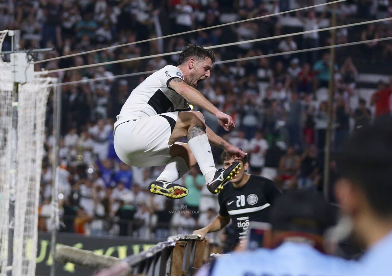 La tajante respuesta de Silva a los rumores de su supuesto deseo de jugar en Cerro