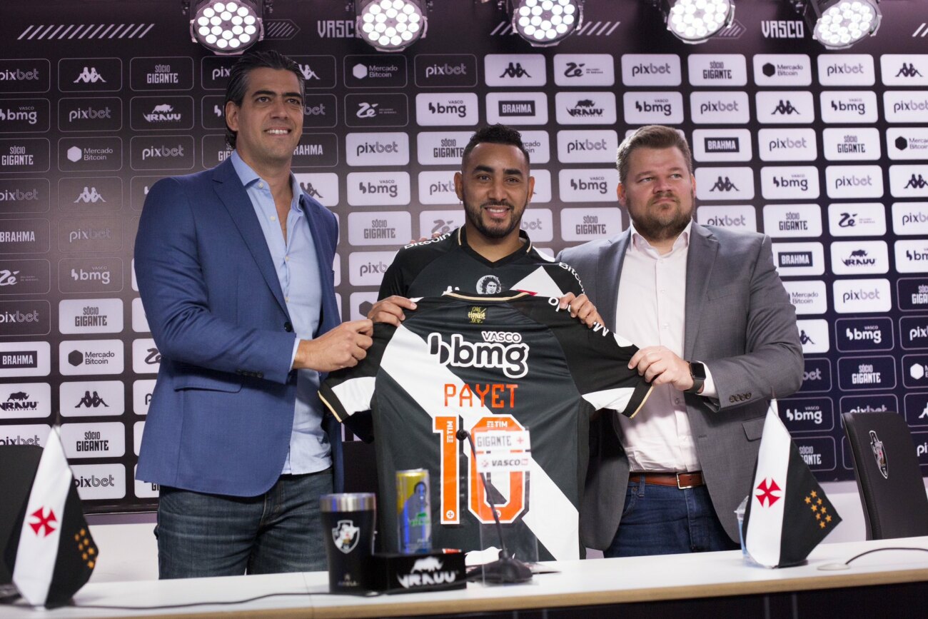 Dimitri Payet fue presentado en Vasco con una misión: "Devolver al club al lugar que merece"
