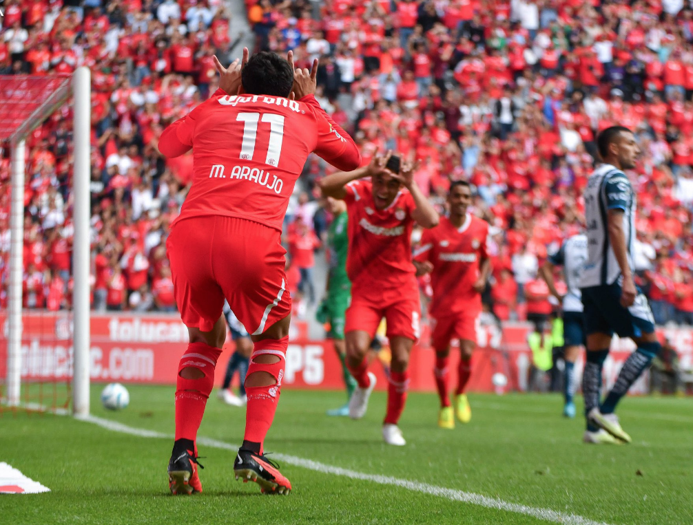 El Toluca de Robert Morales aplasta 5-0 al Pachuca de Celso Ortíz 