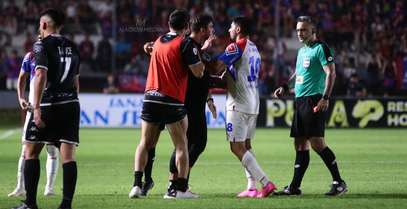 ¿Por qué se jugaron más de 100 minutos en Mallorquín?