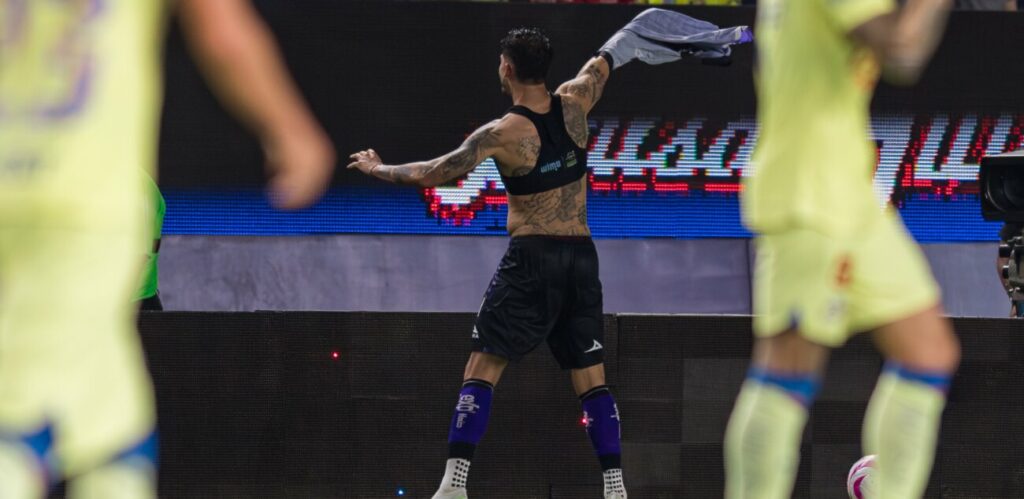 Totin El golazo de Luis 'Totín' Amarilla ante el América de Richard Sánchez ...