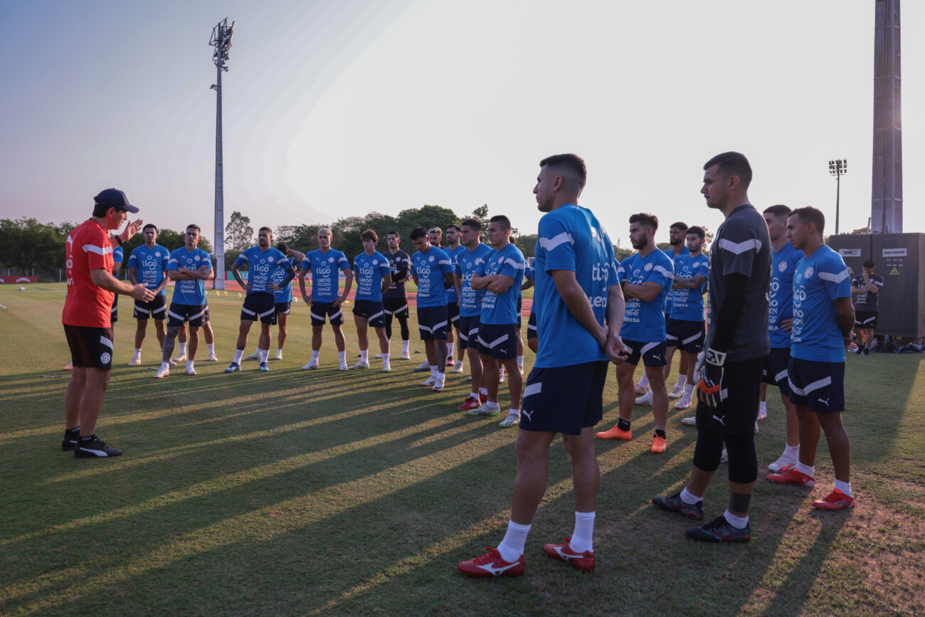La Albirroja, con plantel completo y enfocada en Argentina