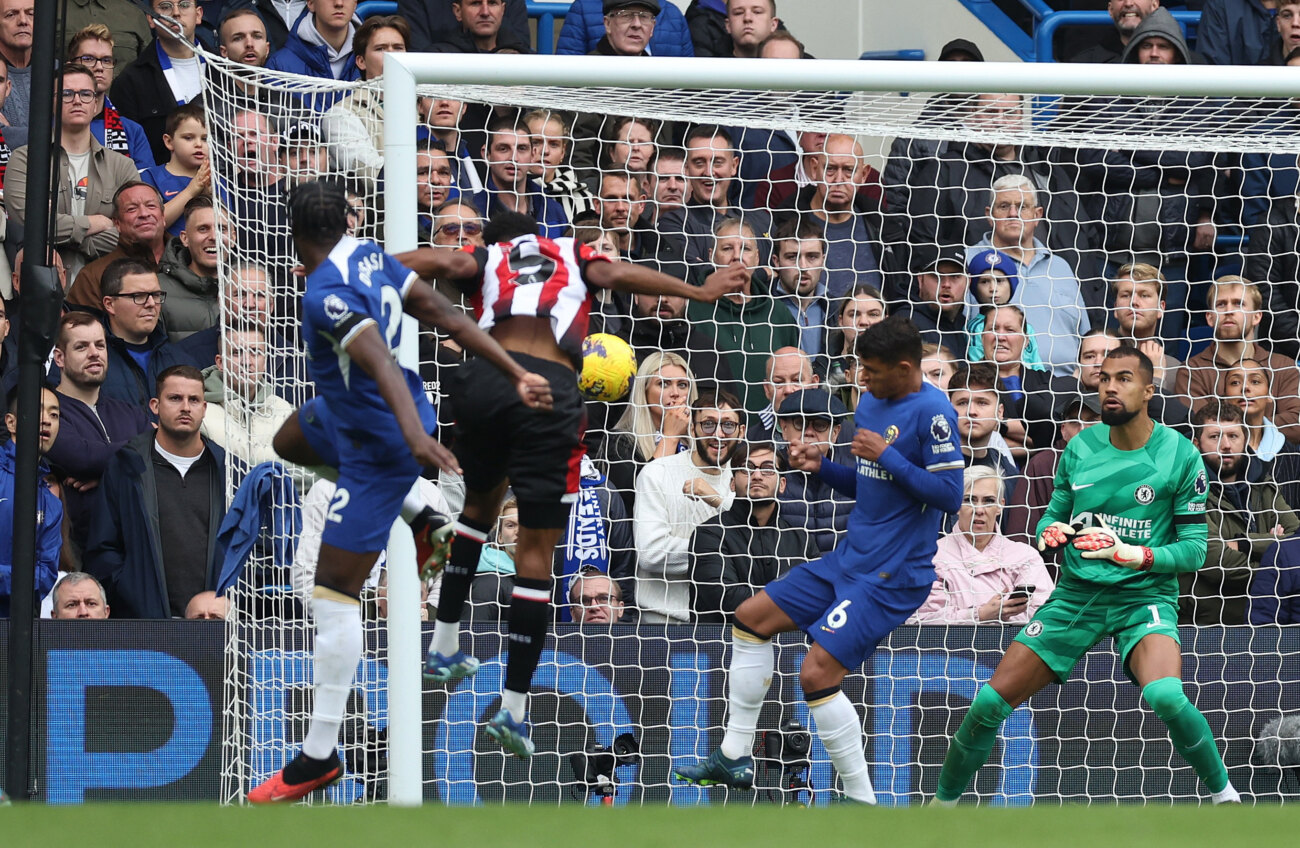 Chelsea cae de local ante el Brentford y vuelve a decepcionar
