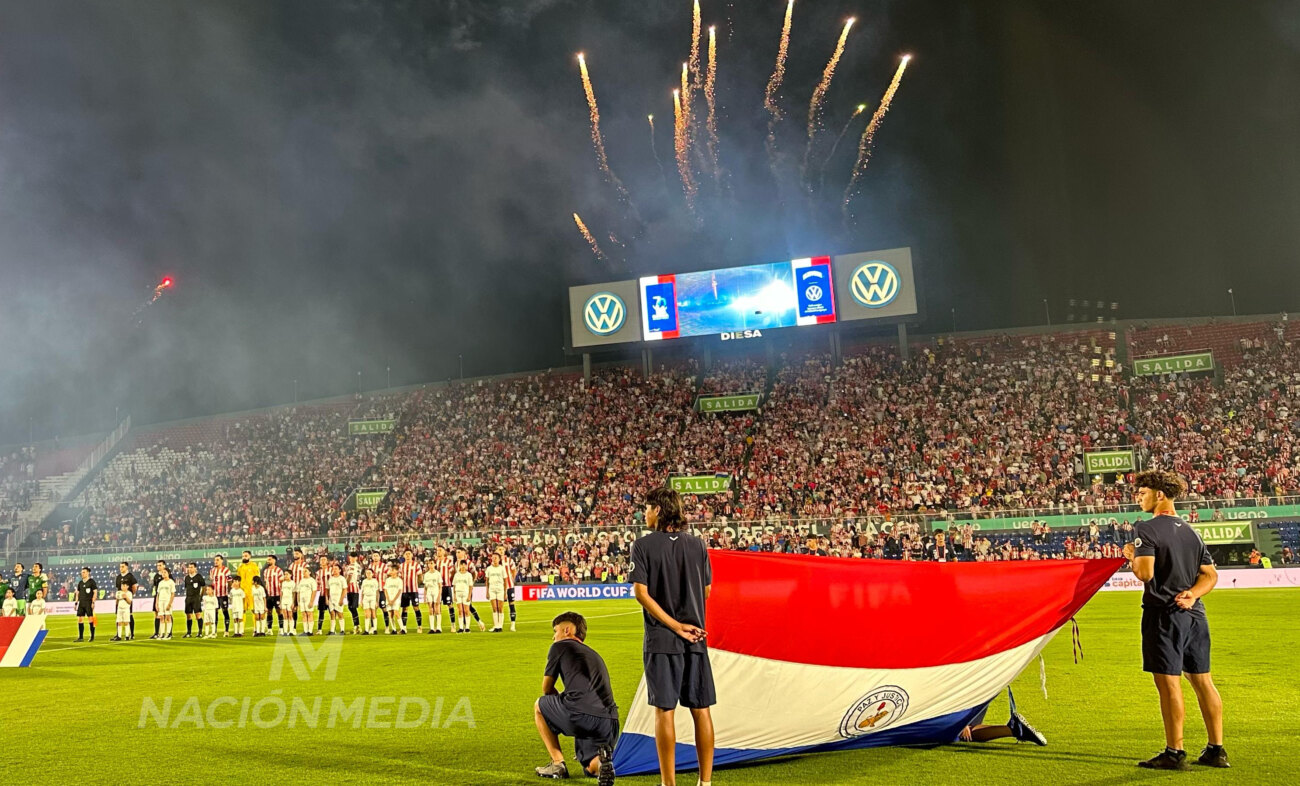 Varios sectores agotados: Crece el entusiasmo de la afición para el partido ante Colombia