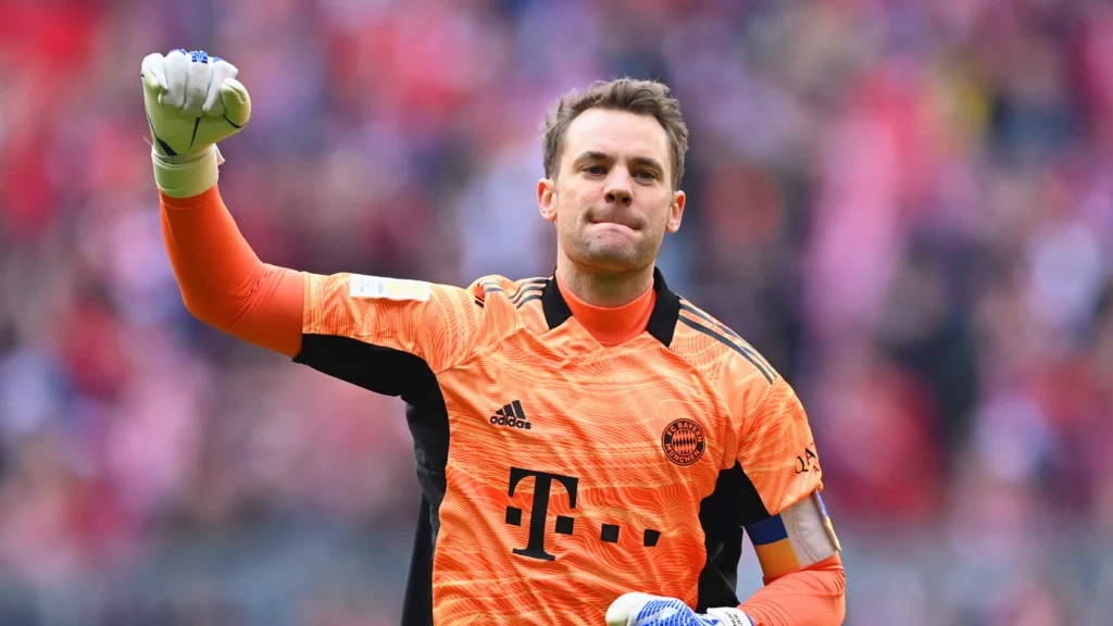 Versus / Manuel Neuer Renovó Con El Bayern Múnich Hasta El 2025