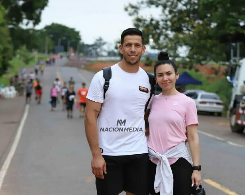 ¡Devoto! Juan Espínola peregrinó para visitar a la Virgen de Caacupé