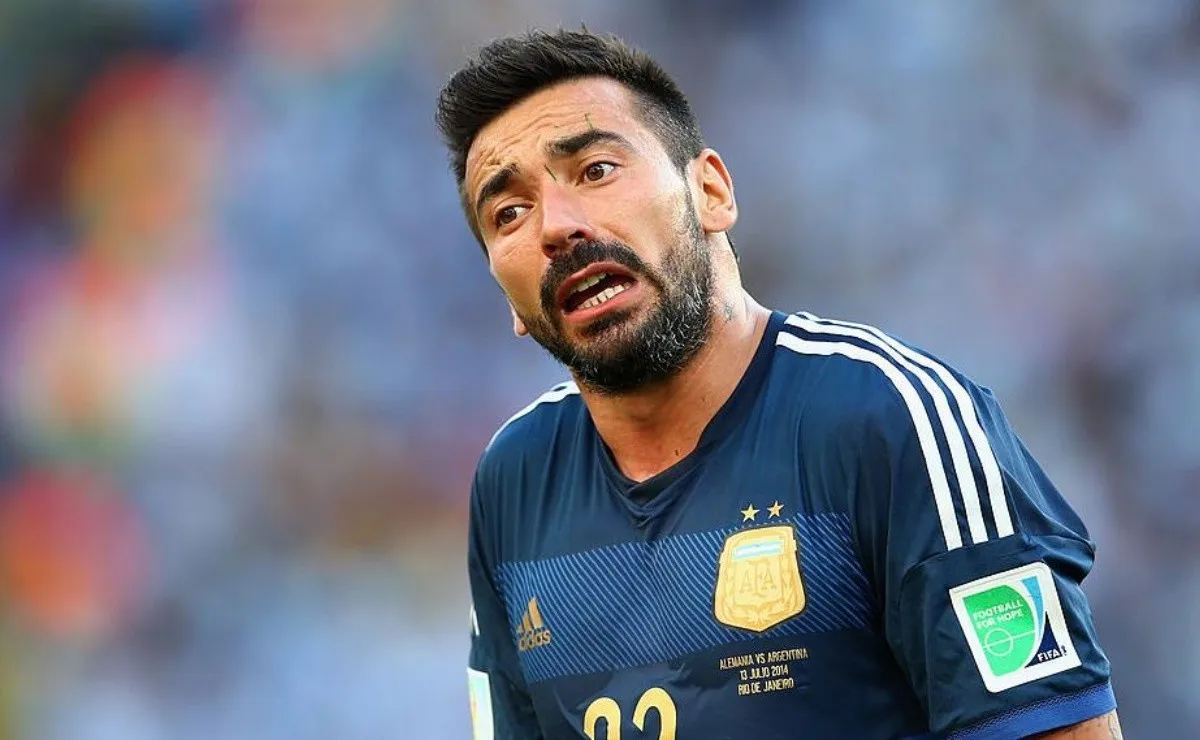 Tras confuso episodio, Ezequiel "Pocho" Lavezzi se encuentra internado en Uruguay