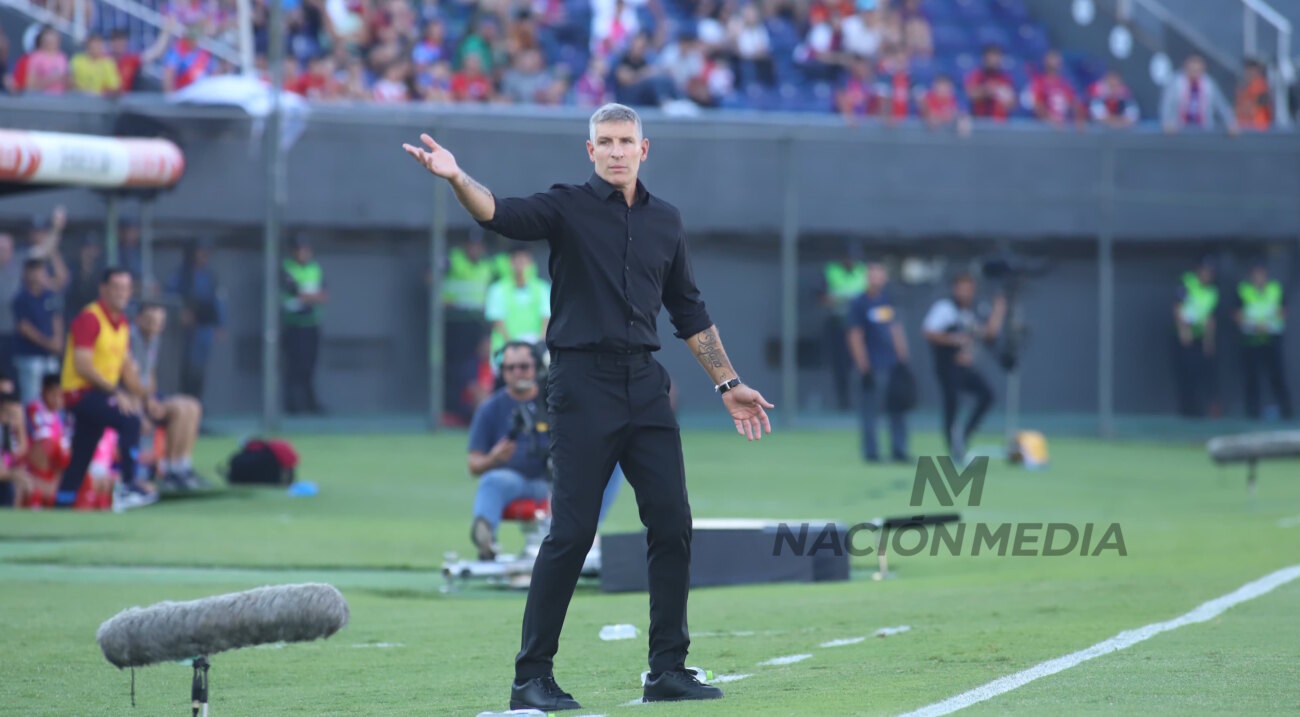 Martín Palermo resalta la actitud y asegura que Olimpia "va a repuntar mucho"