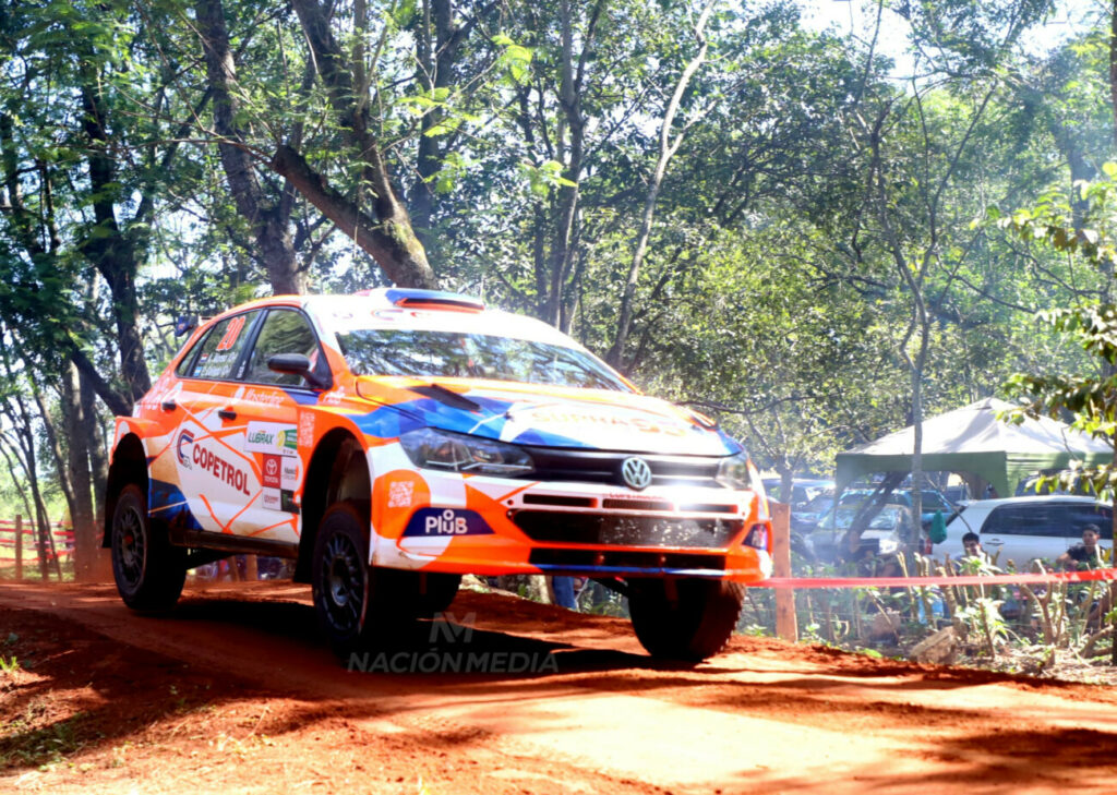 Alonso hila otra victoria en San Pedro para comandar el Petrobras Rally Paraguay
