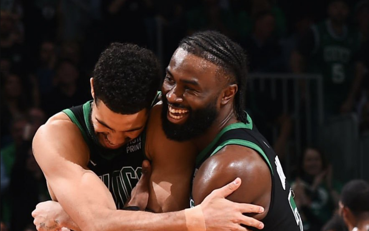 Los Celtics liquidan a los Cavs y vuelven a las Finales del Este