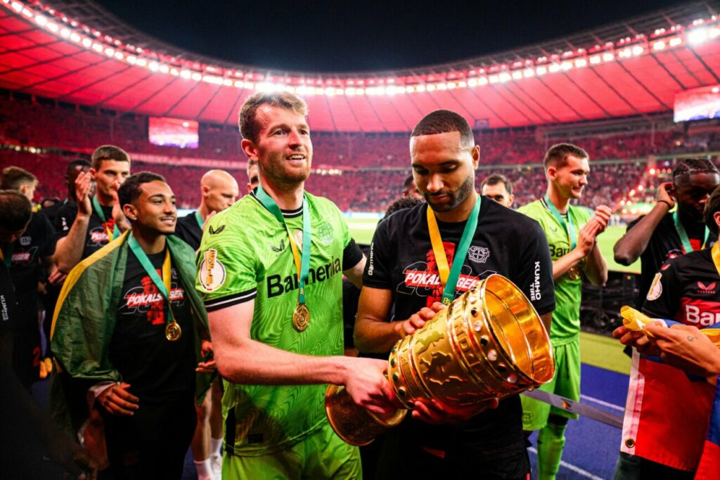 El Bayer Leverkusen de Xabi Alonso no deja escapar el doblete Bundesliga-Copa