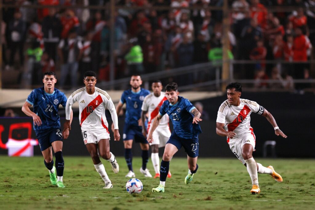 Paraguay aprueba a medias y no pasa del empate ante Perú