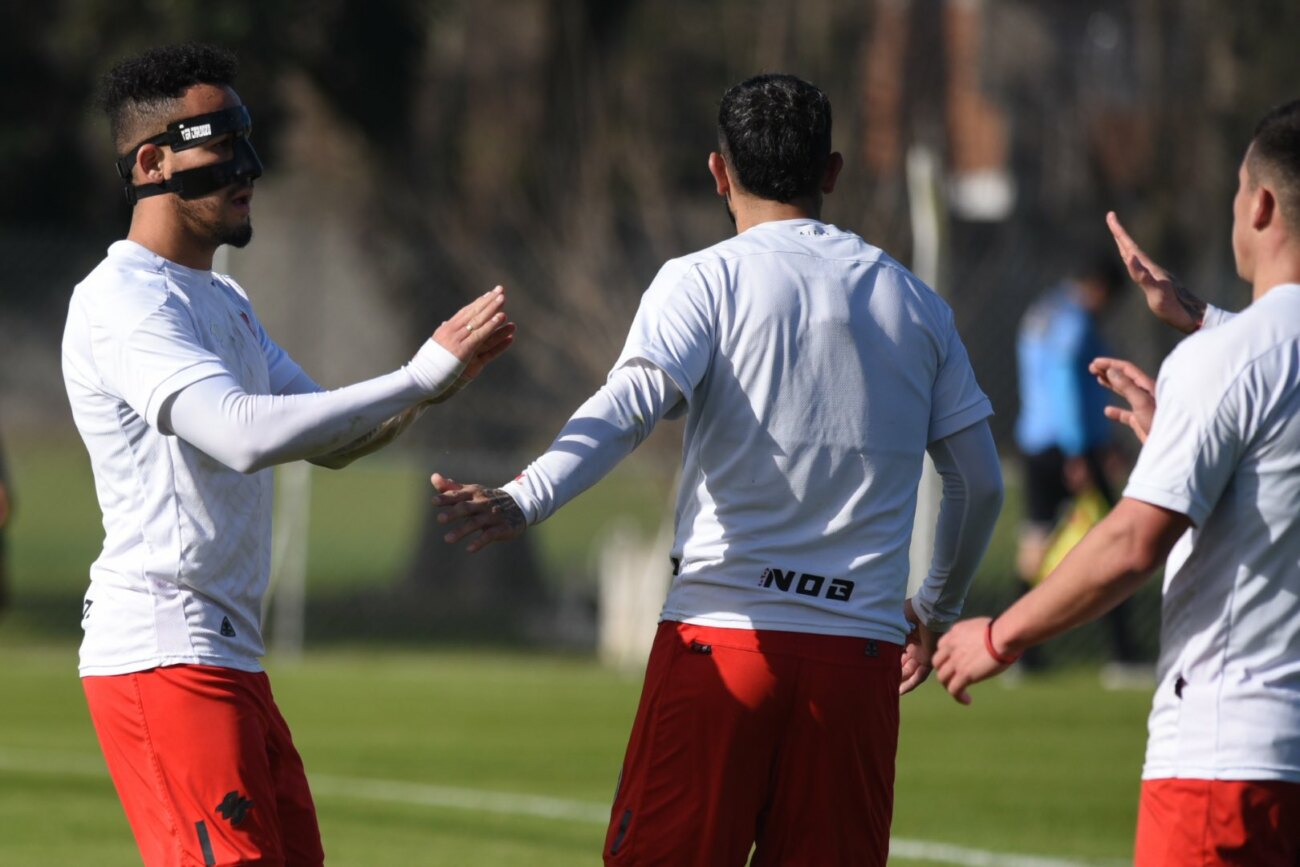 El tenso momento que viven los paraguayos en Newell's