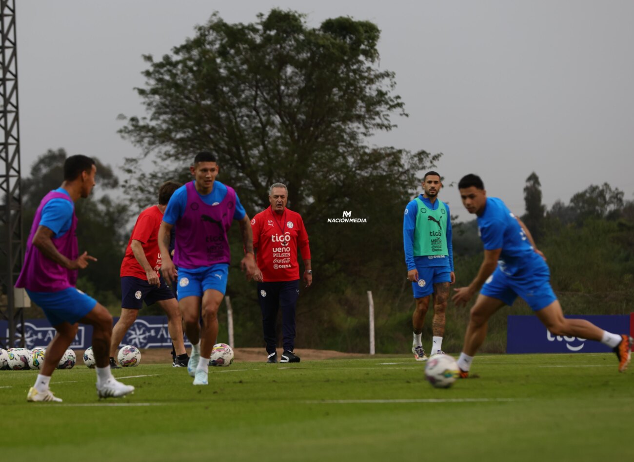 El once que probó Gustavo Alfaro pensando en el duelo ante Chile