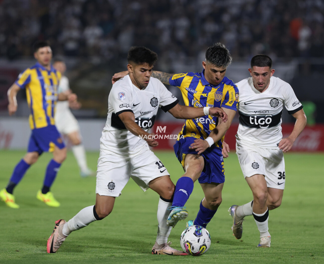 Olimpia, el campeón del torneo Clausura, busca cerrar el año con una victoria