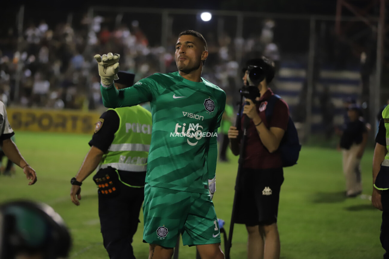 ¡Para rato! Gastón Olveira acordó con Olimpia la extensión de su contrato