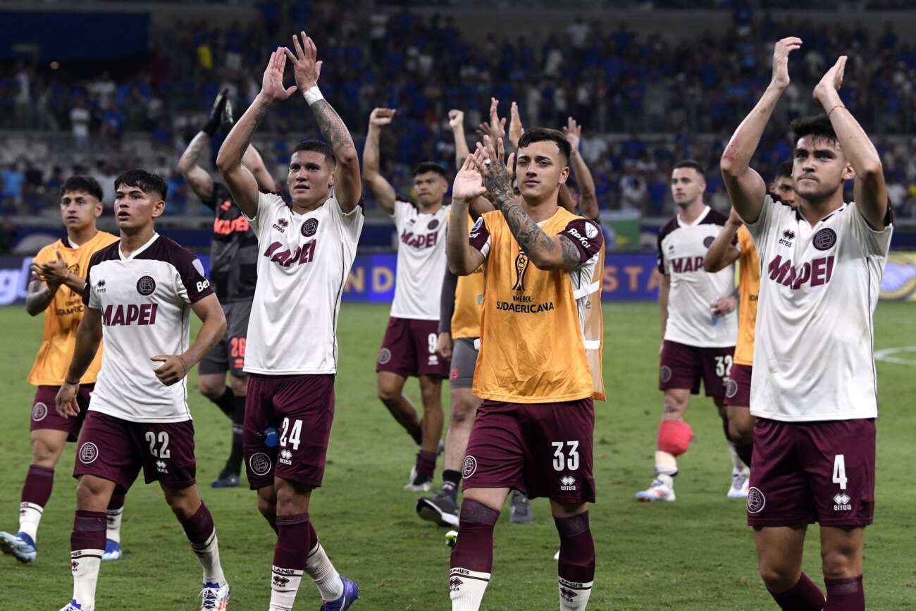 Juan José Cáceres se mandó un partidazo ante Cruzeiro en la Copa Sudamericana