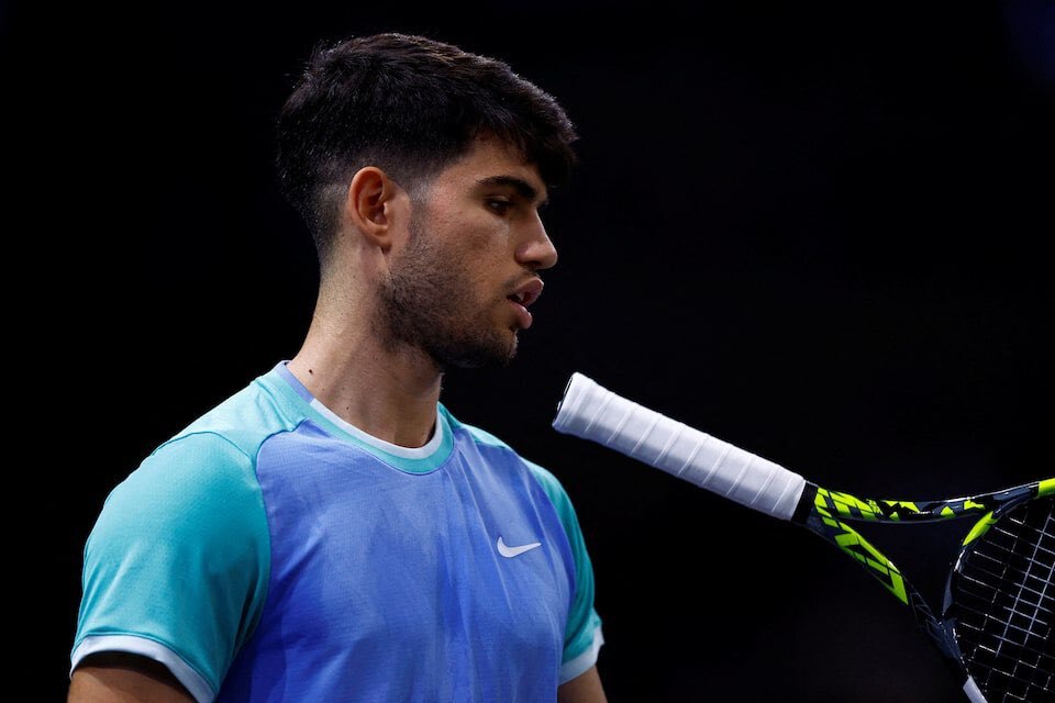 Un irreconocible Alcaraz pierde ante Ruud en su estreno en el Masters ATP