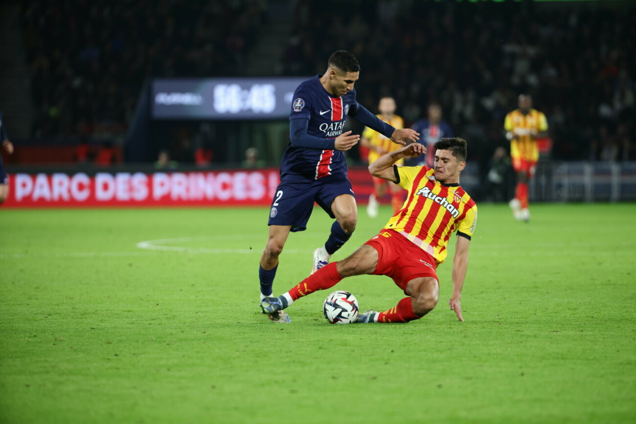 PSG gana en casa al Lens y abre hueco con el Mónaco