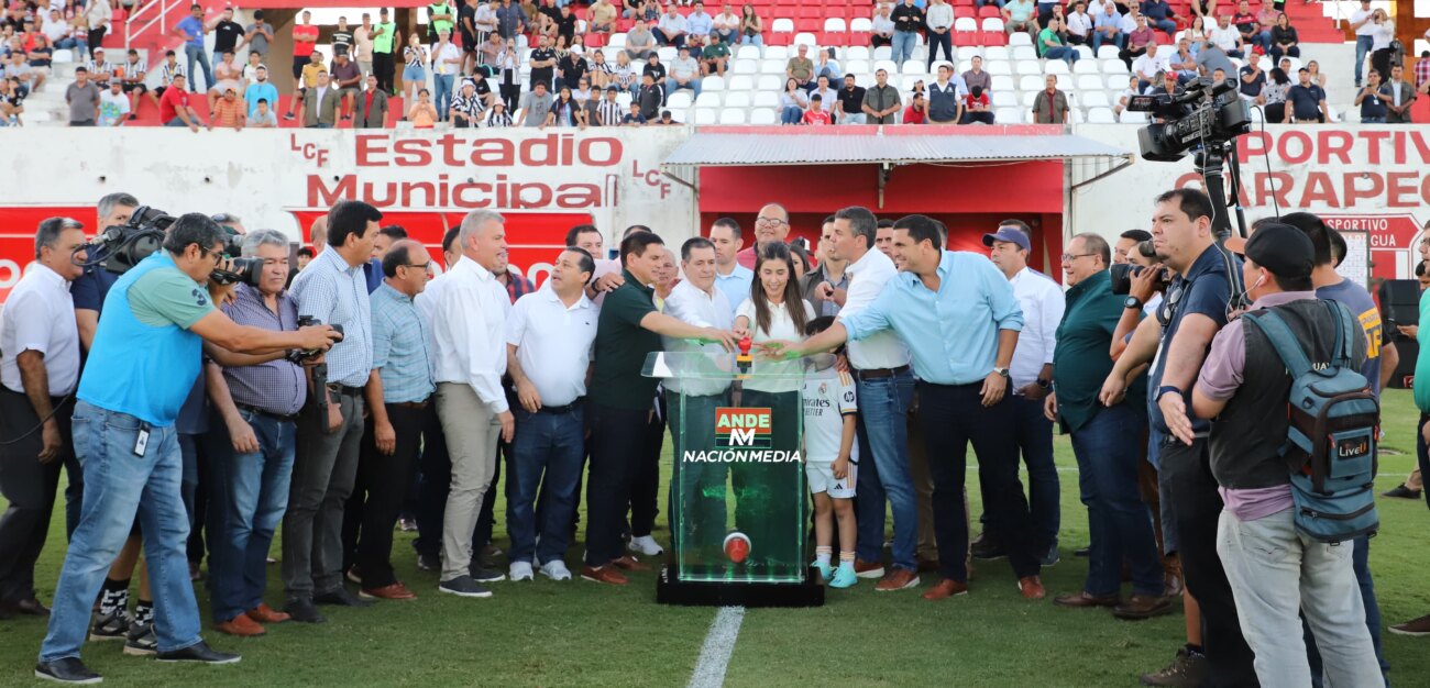 Importantes presencias en fiesta total del feudo carapegueño