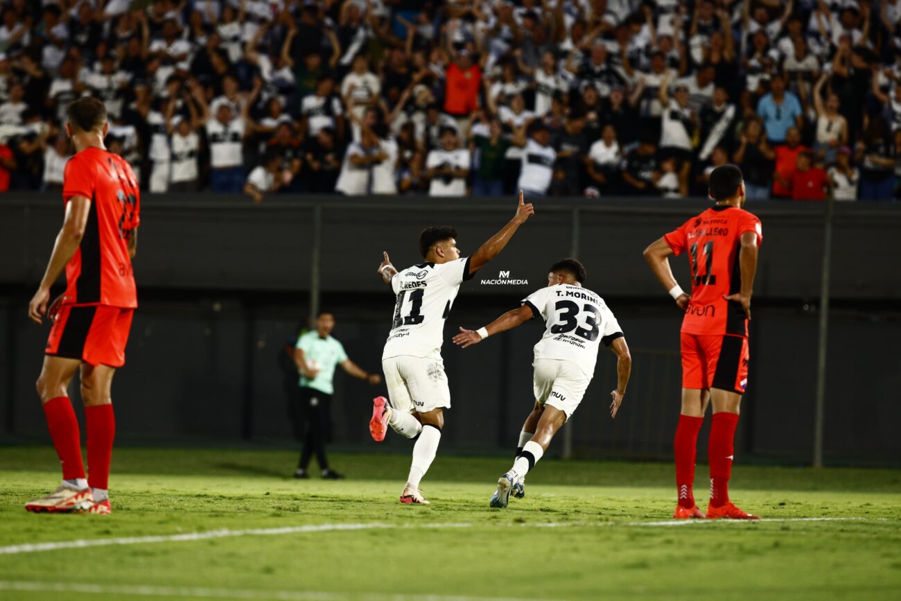 Olimpia festeja la 47 con un empate ante el aguerrido Nacional