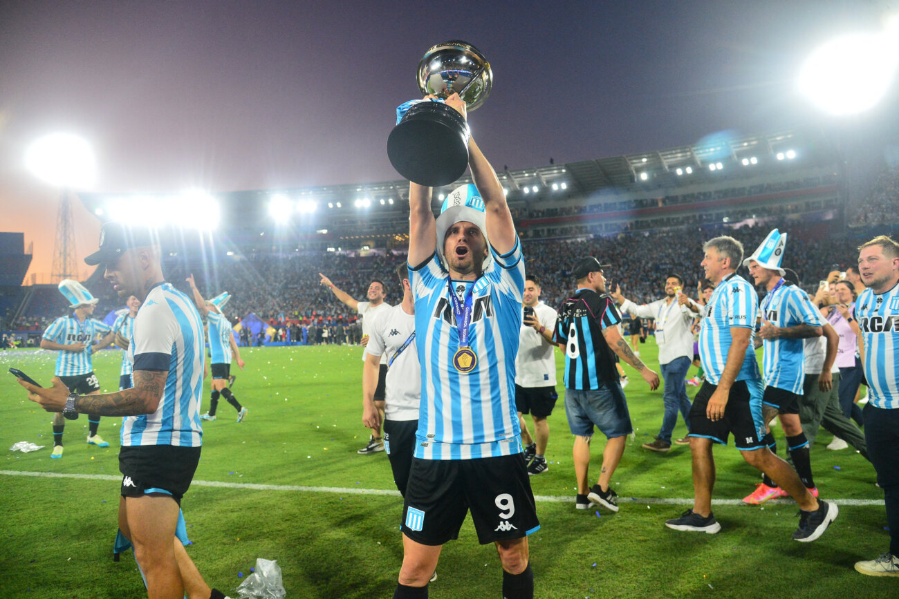 Luis Fariña recuerda a Cerro Porteño y felicita a Adrián Martínez por la Sudamericana