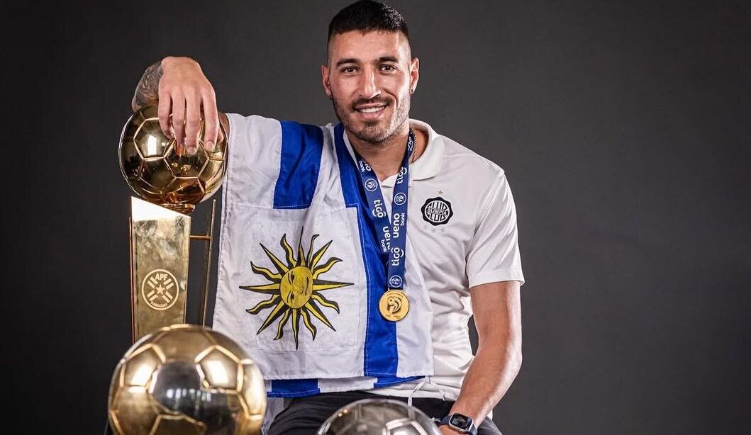 ¿Le gustaría ser Albirrojo? La creativa respuesta de Gastón Olveira