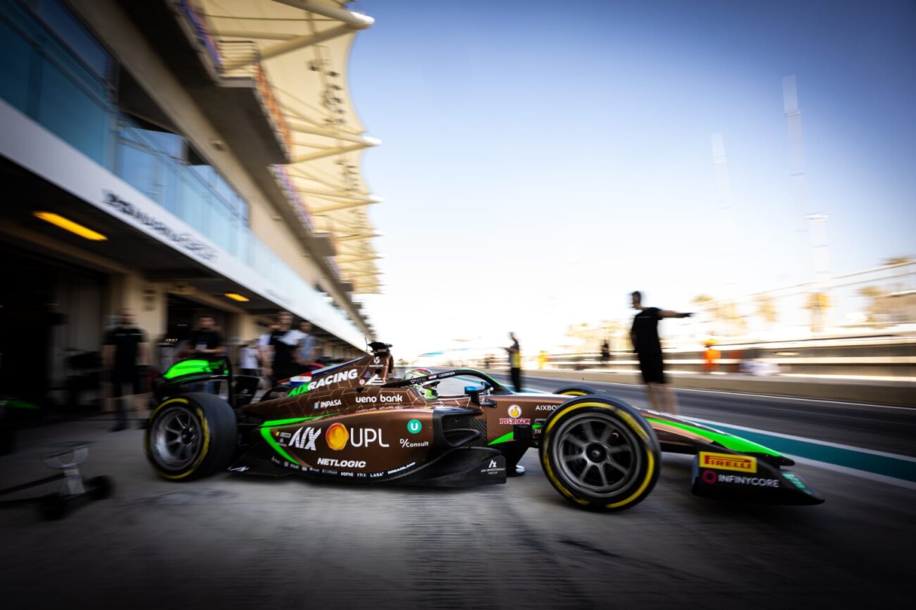 Joshua Duerksen domina el segundo día de test postemporada de la Fórmula 2 en Yas Marina