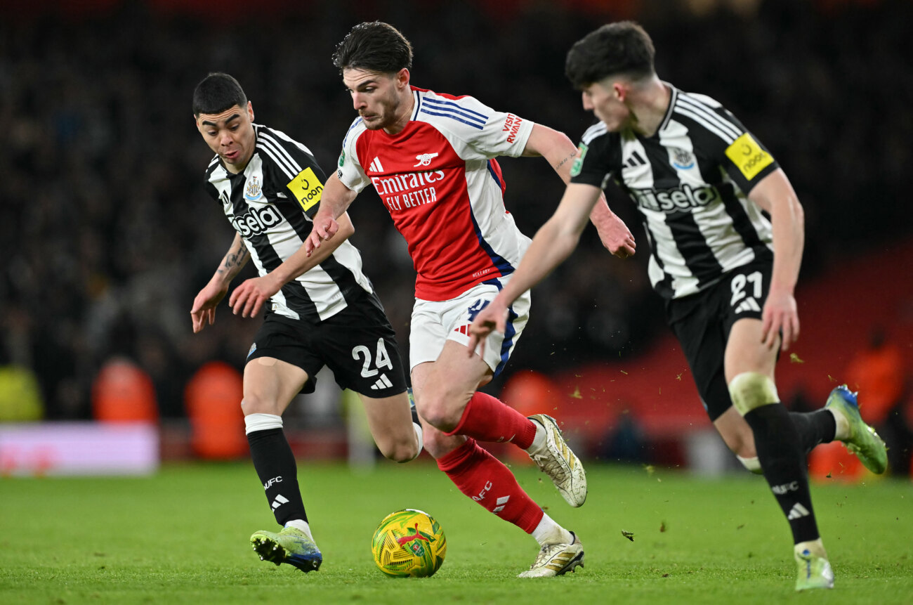 Con Almirón en cancha, Newcastle da el primer golpe al Arsenal en la Copa de la Liga