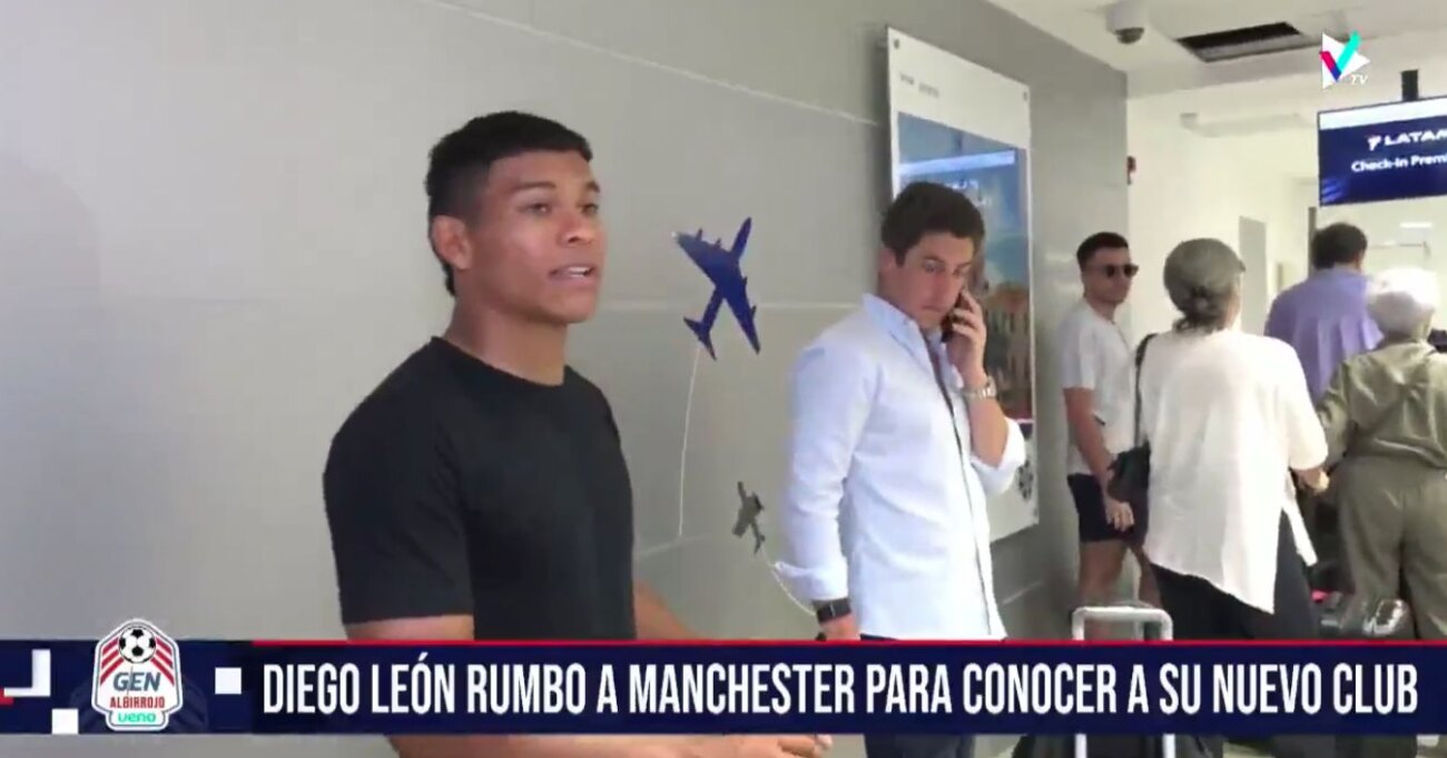 ¡Diego León emprende viaje rumbo a Manchester para firmar con el United!